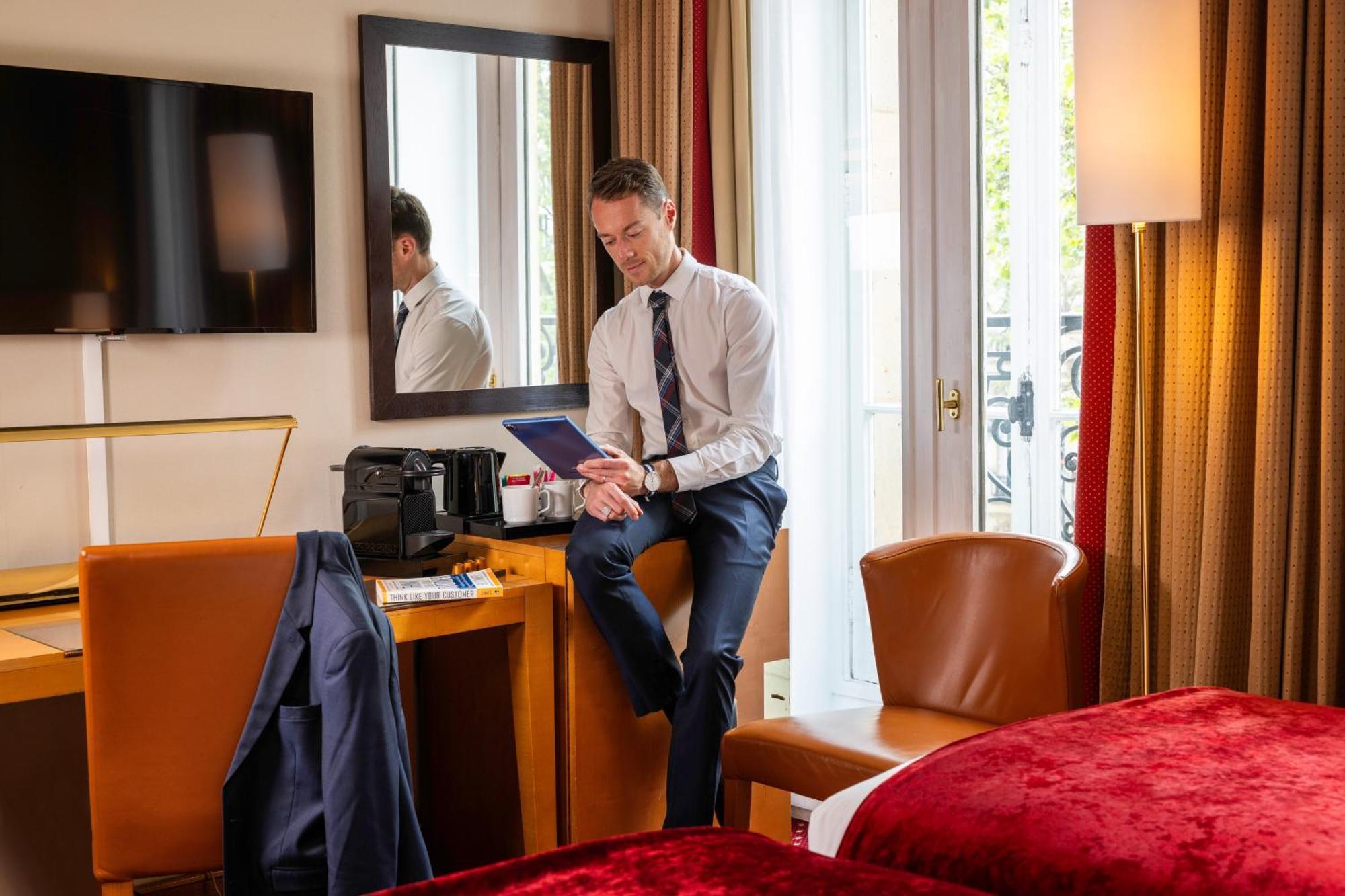 Royal Saint Michel Hotel Paris Exterior foto
