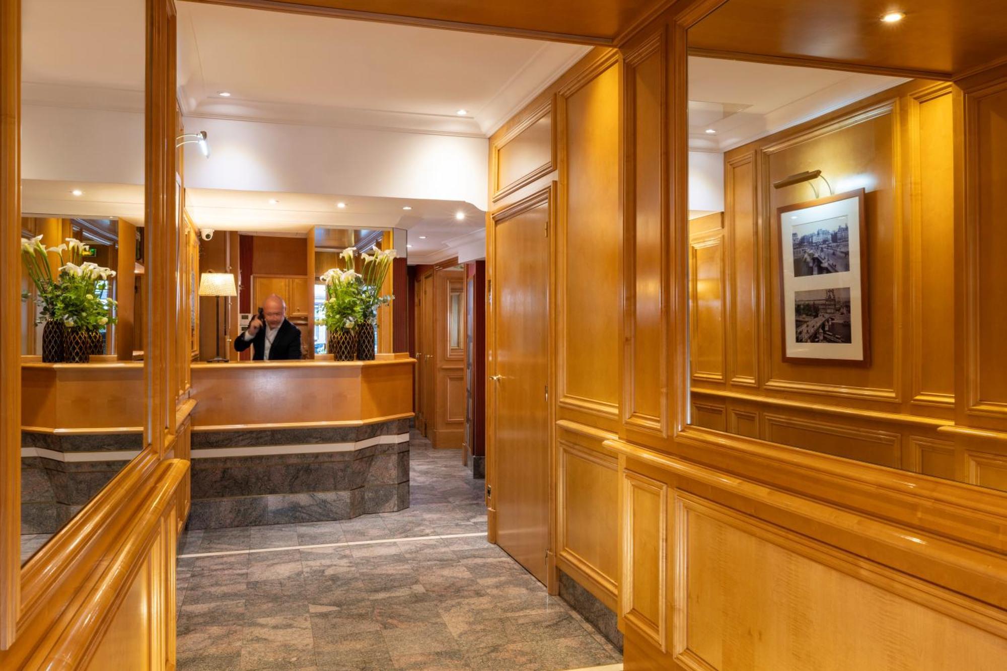 Royal Saint Michel Hotel Paris Exterior foto